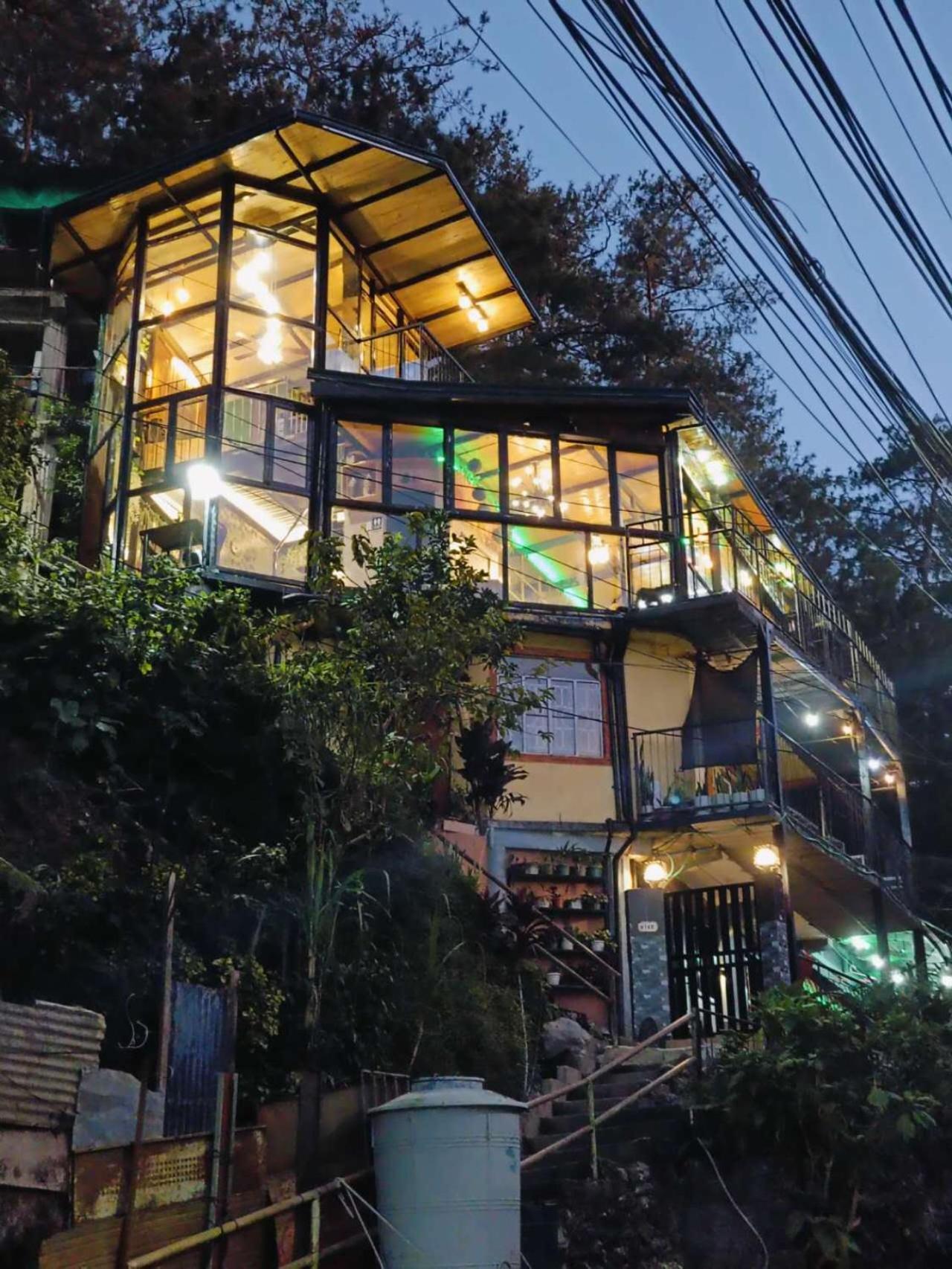 באגויו Holyghost Veranda Baguio Transient Guest House 42 Step Rooftop מראה חיצוני תמונה
